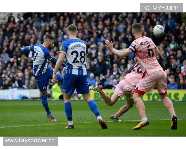 英超焦点战布莱顿迎战狼队双方争夺关键三分的激烈对决